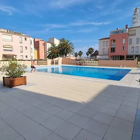 아파트 2 Chambres, Loggia, Piscine, Parking. *